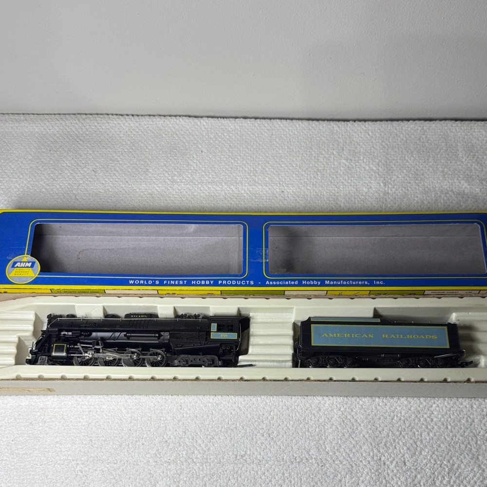 AHM NYC & STL 2-8-4 HO Scale Berkshire Steam Locomotive (New)